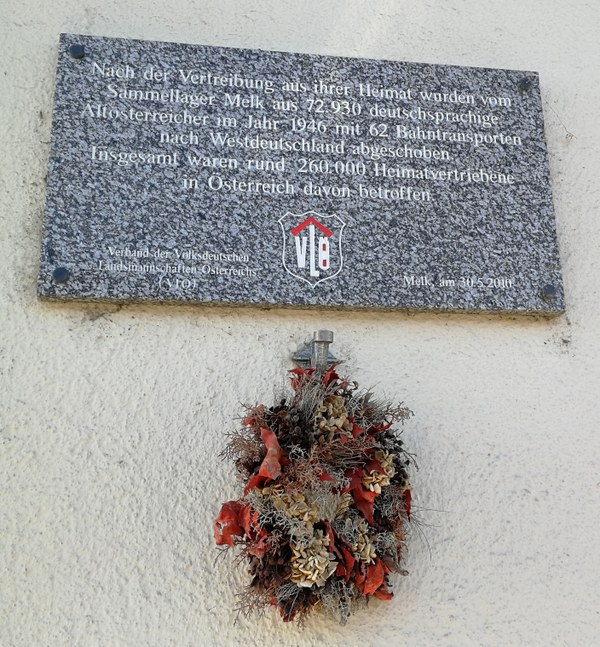 Gedenktafel Volksdeutsche.jpg
