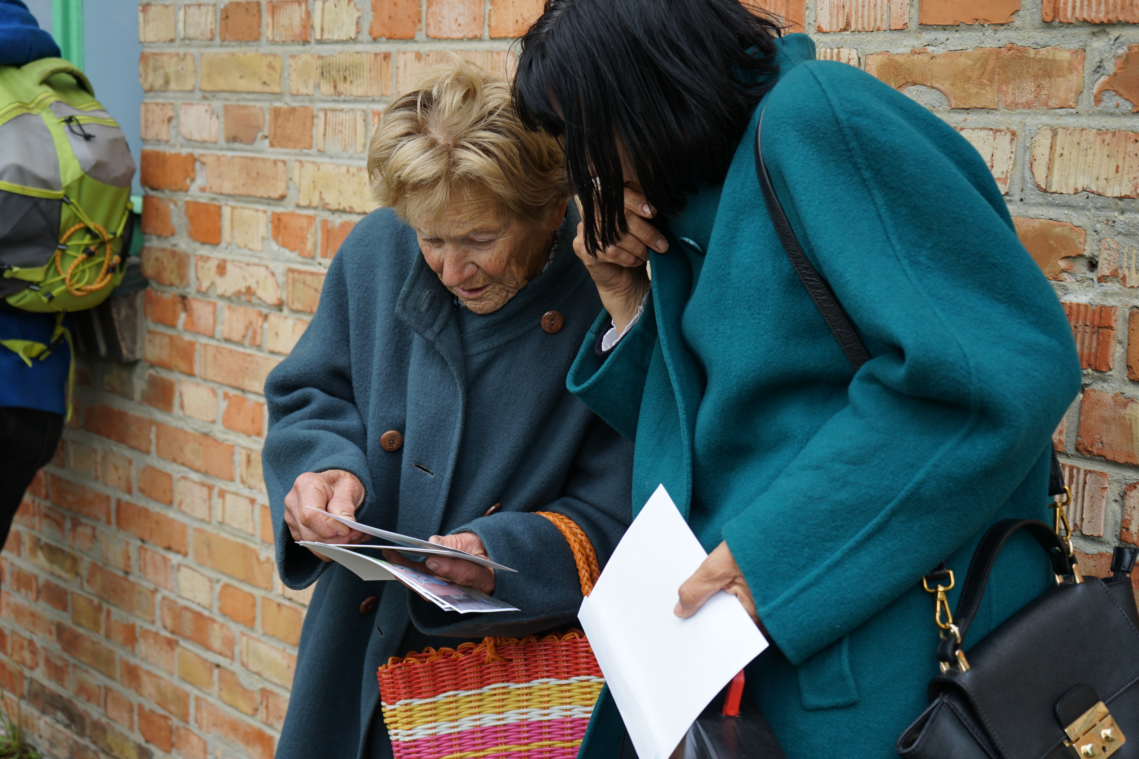 Ada und Nada Starc 1.JPG