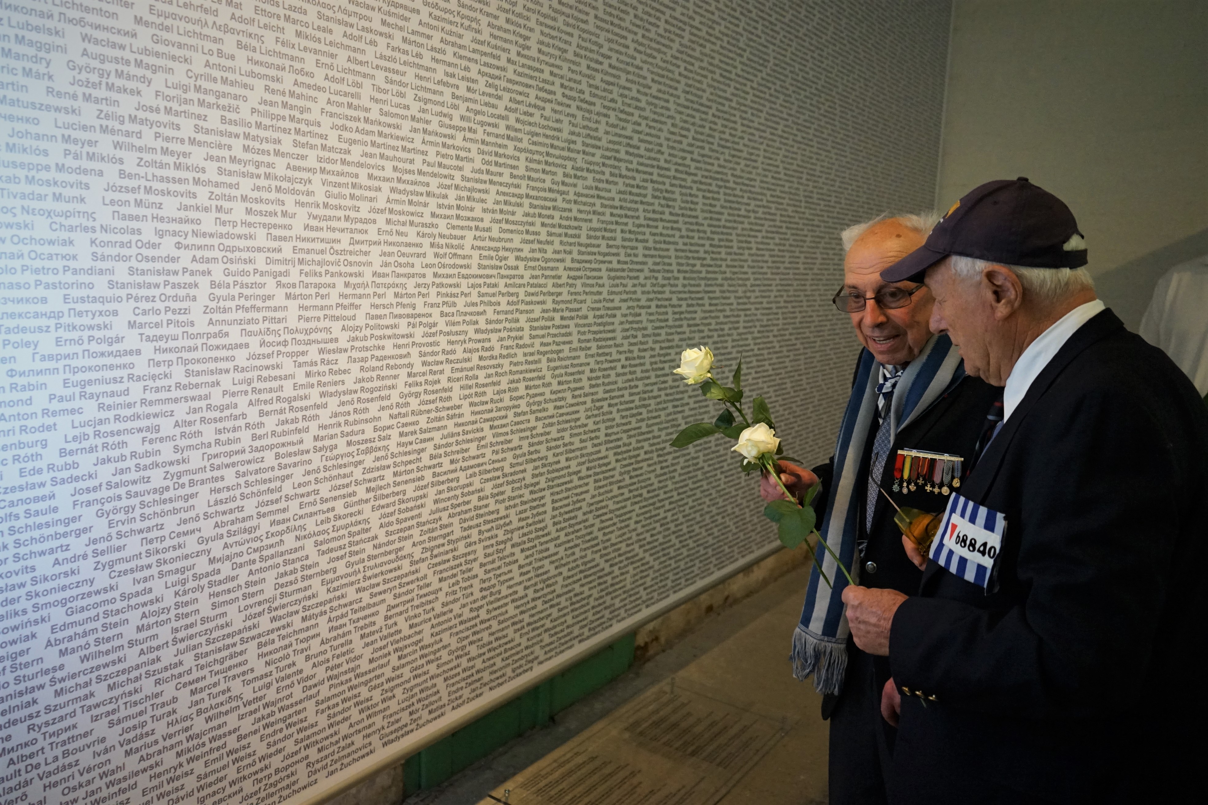 Gedenken 2020 - Wand der Namen - Baumann-Sternberg.jpg