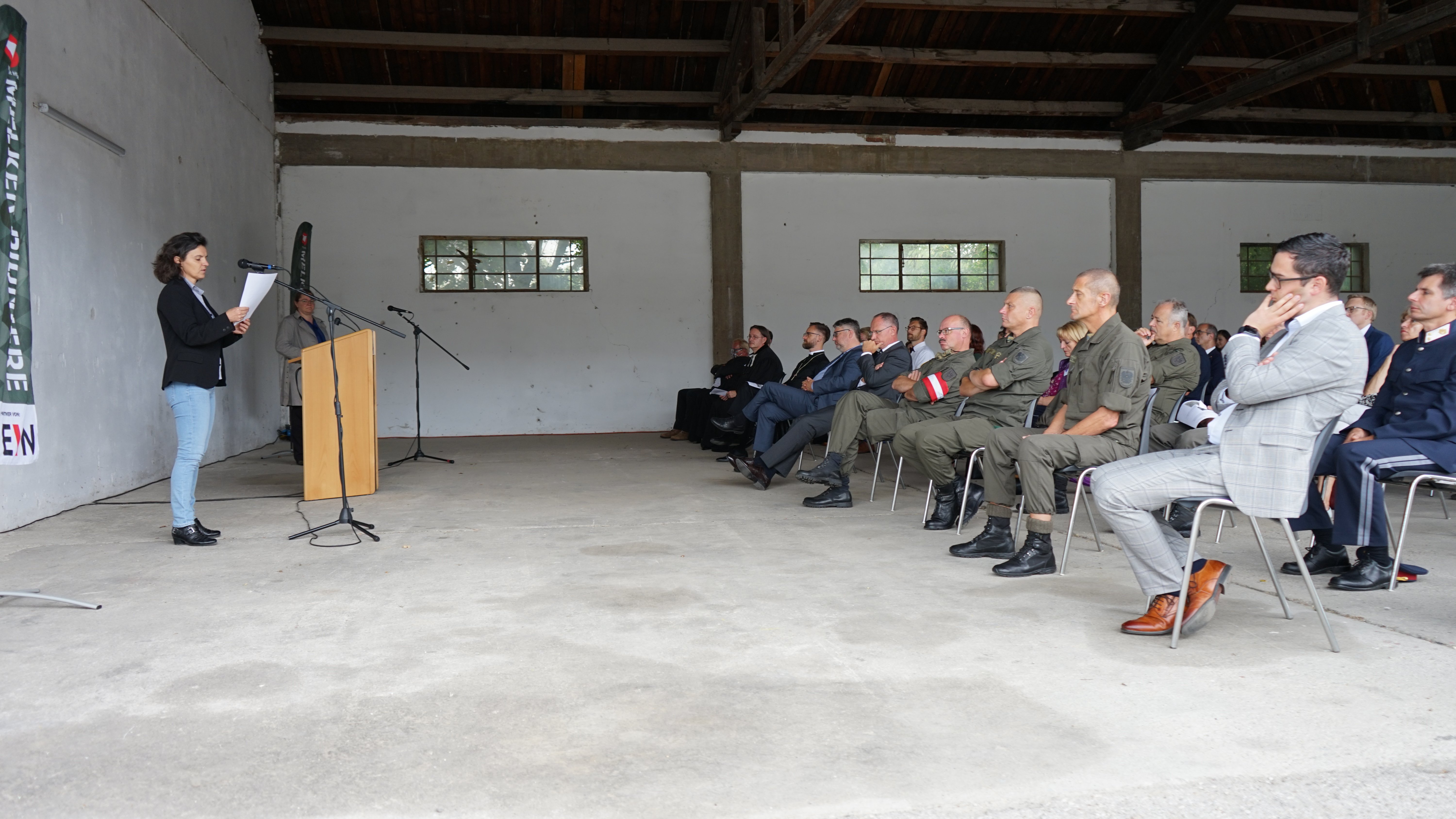 Gedenktafelenthüllung - DSC09178.JPG