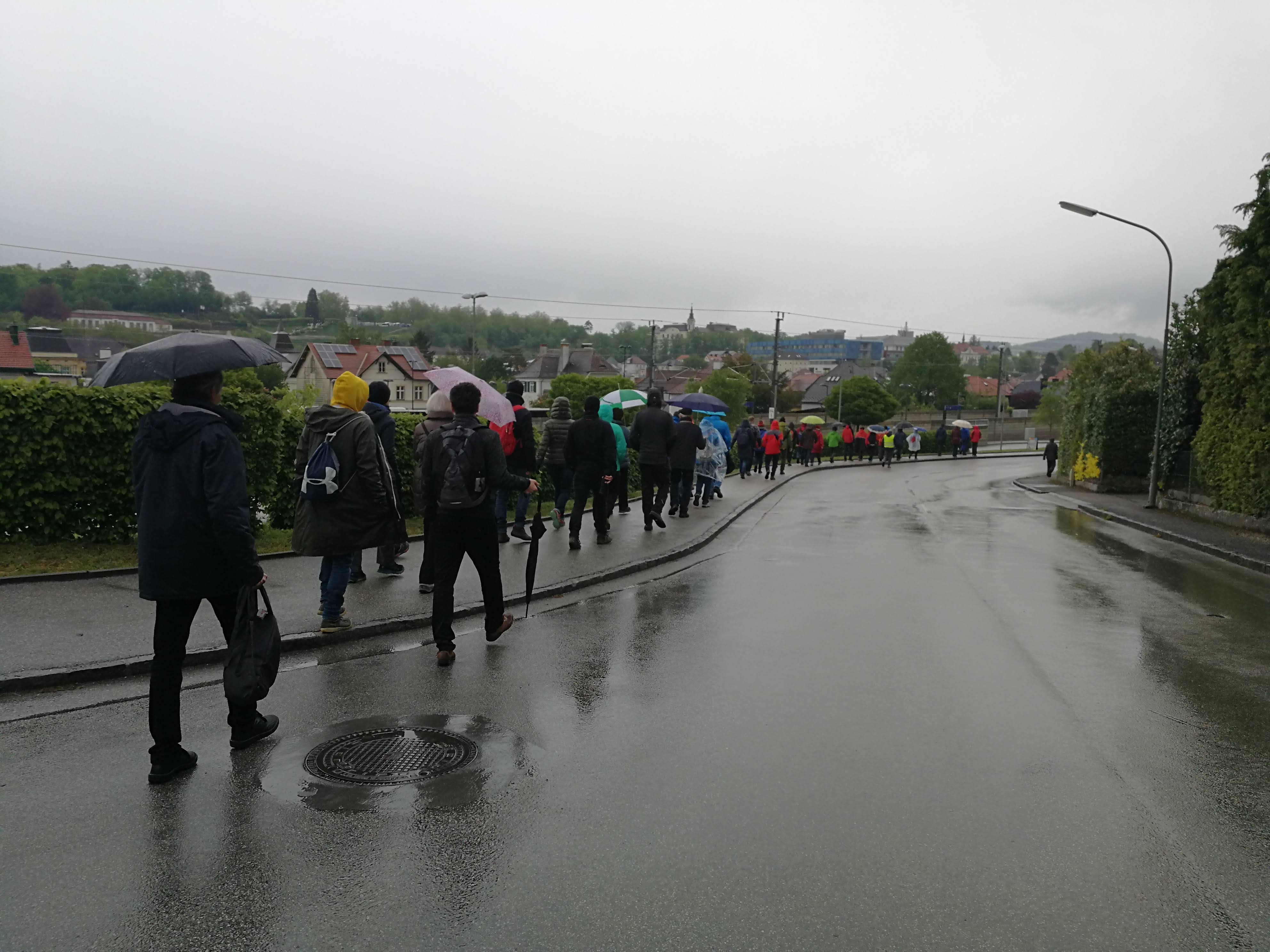 Gedenkwanderung 2.jpg