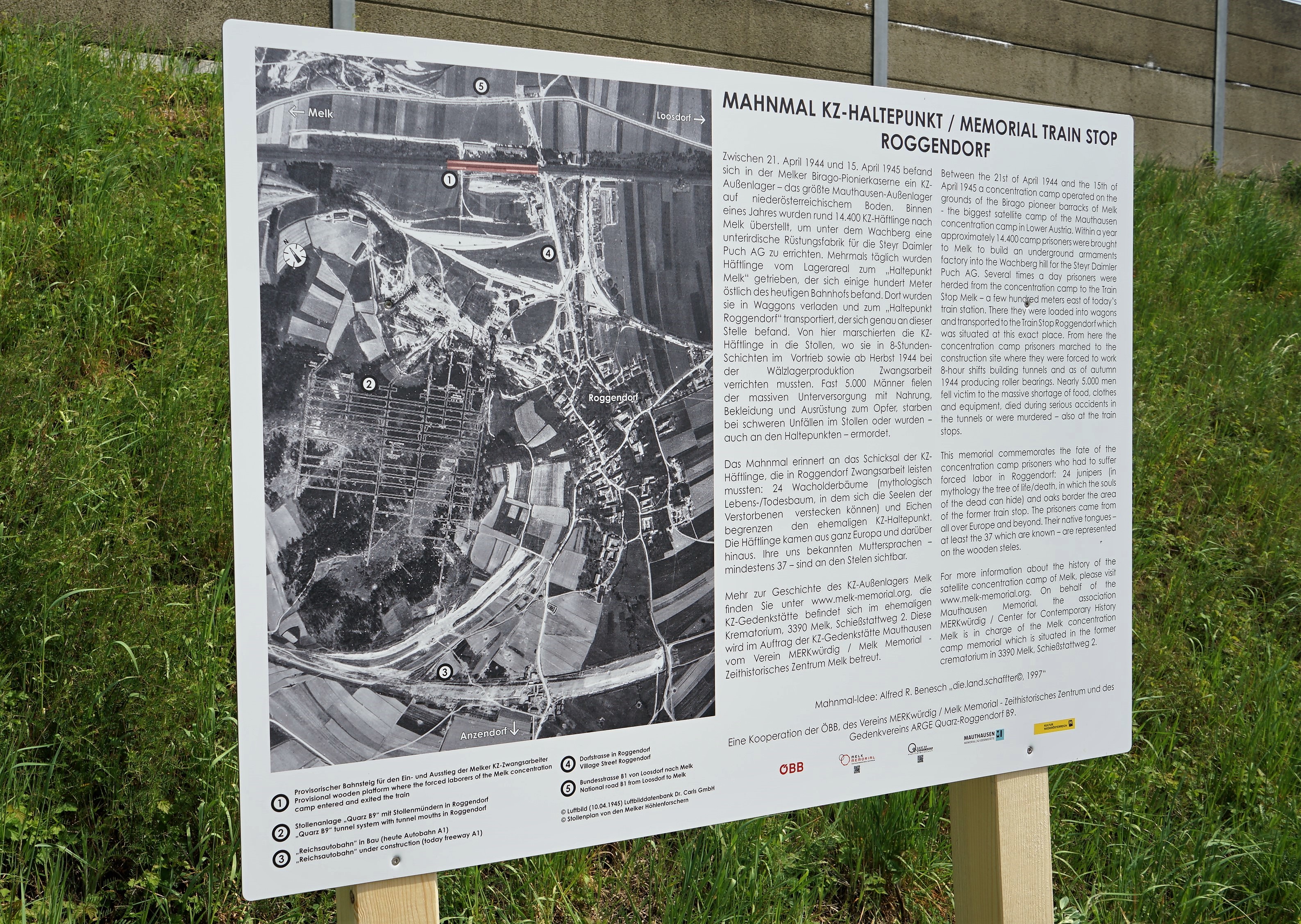 Mahnmal Roggendorf Infotafel.jpg