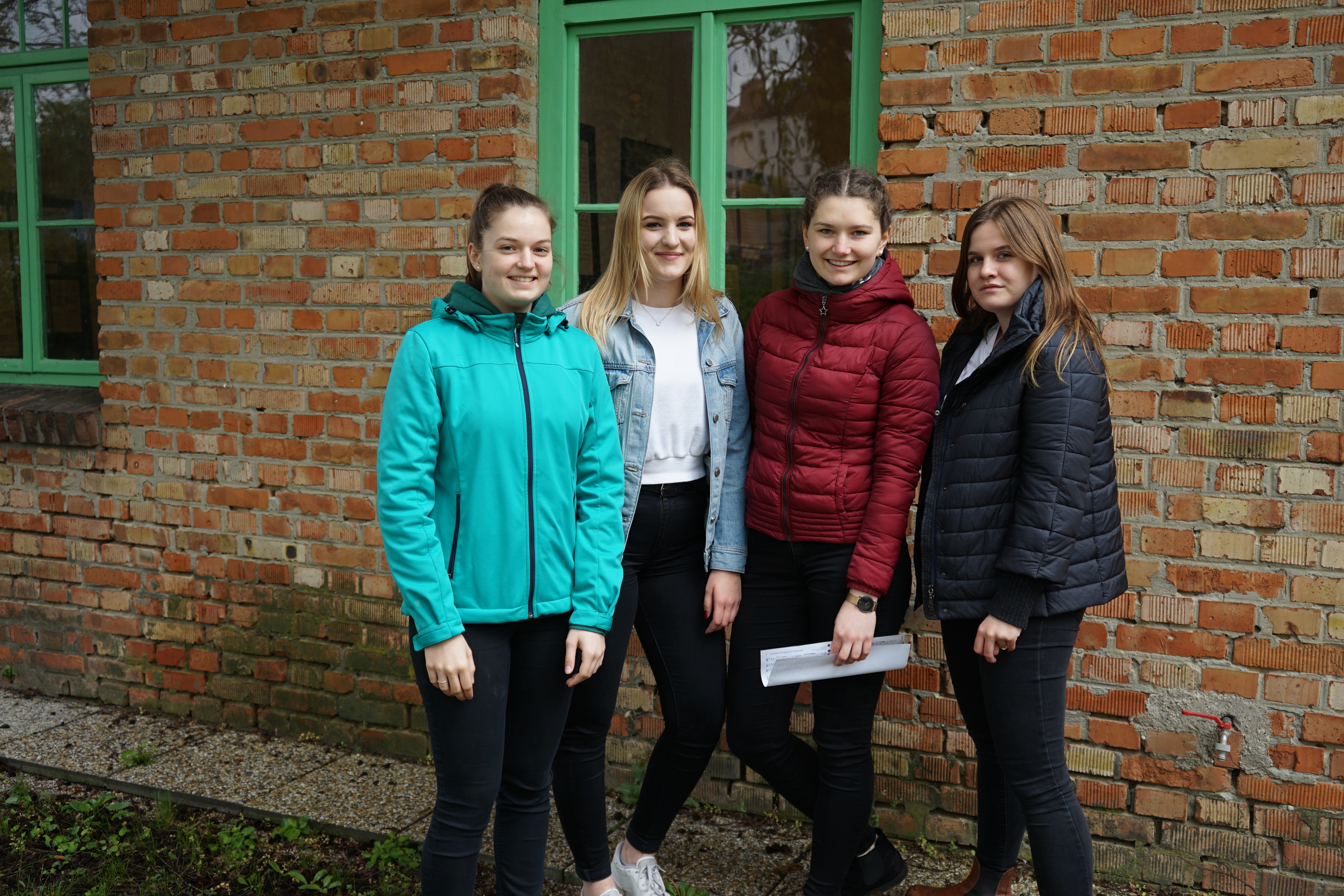 SchülerInnen Gym Melk.JPG