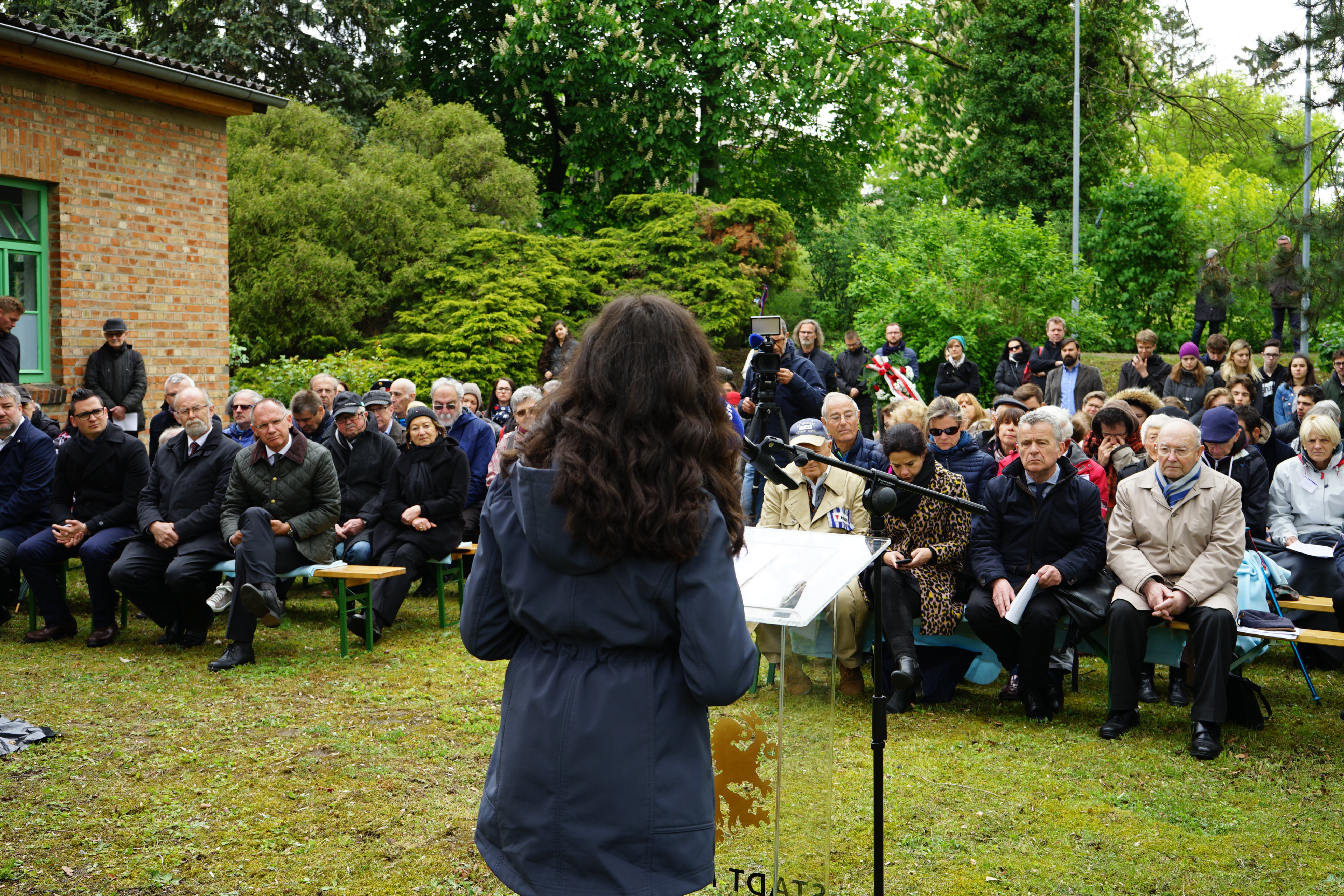 Überblick Gedenkfeier 3.JPG