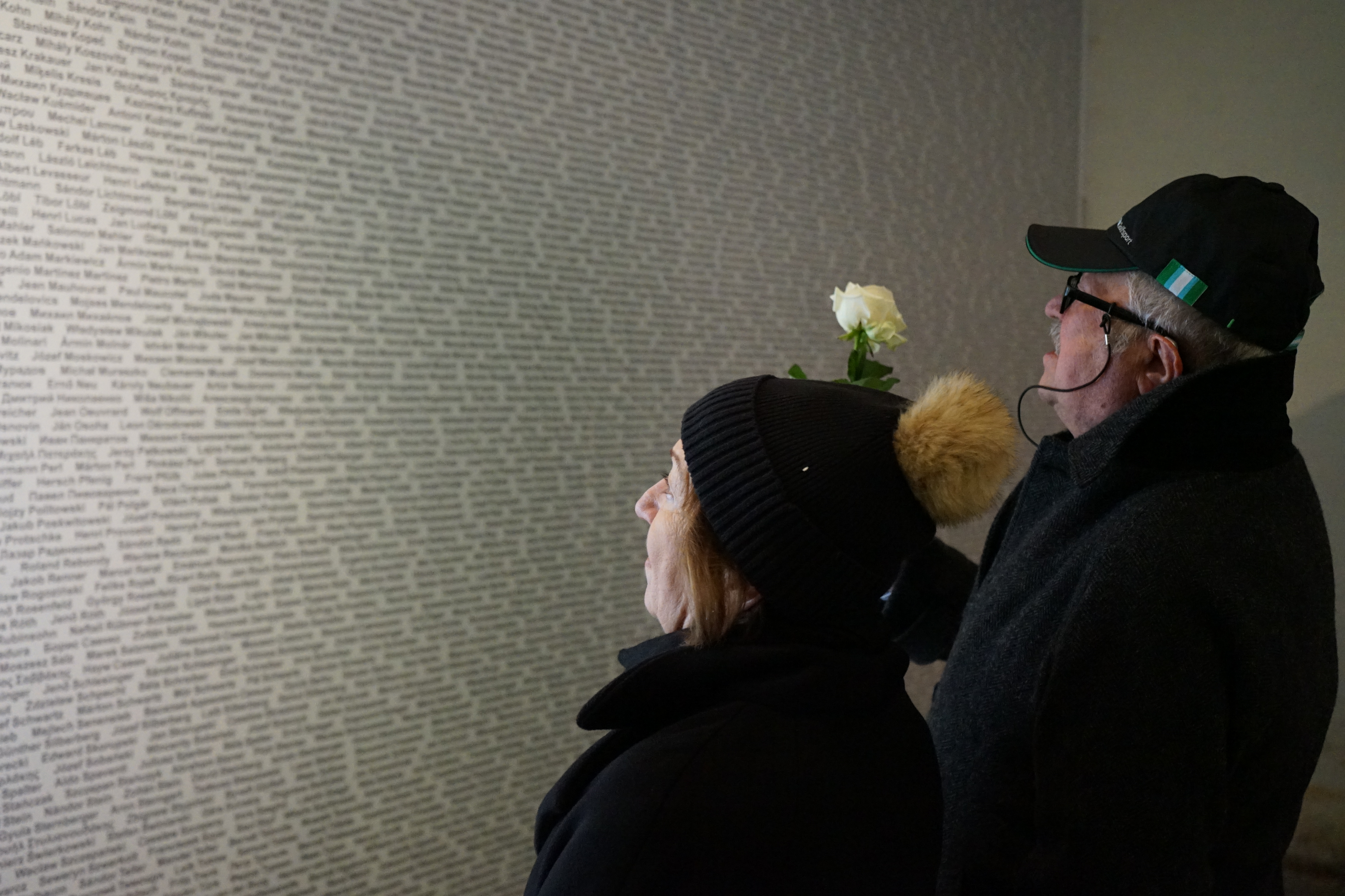 Wand der Namen - Gedenkfeier 1.JPG